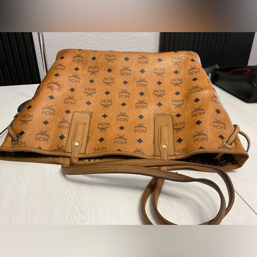 MCM Cognac Visetos Tote Bag - Picture 14 of 16